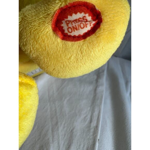 Sound N Light Animatronics Sing and Dance Easter Yellow Duck 2009 Works Nice - Picture 9 of 14